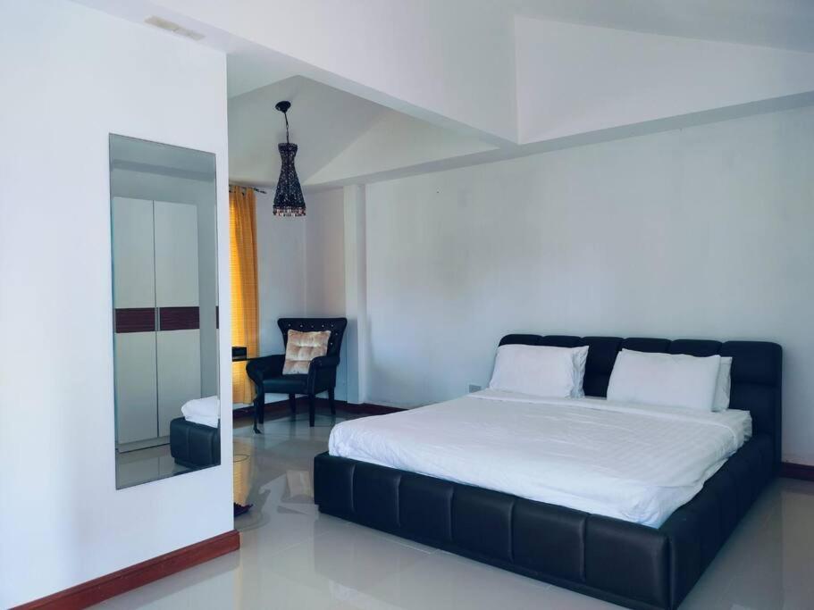 Luxury Pool 5 Bedroom Villa *